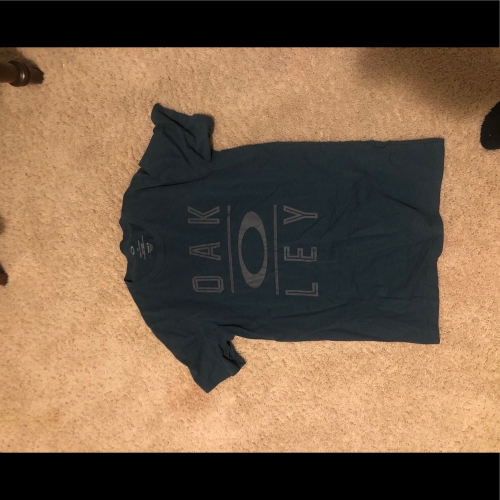 Oakley Shirt